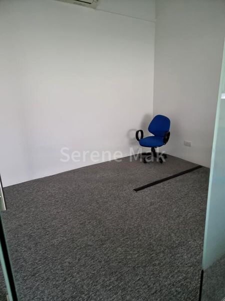 Light Industrial (B1) for Rent: One Pemimpin - Image 4