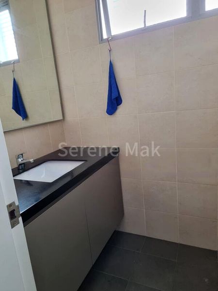 Light Industrial (B1) for Rent: One Pemimpin - Image 5