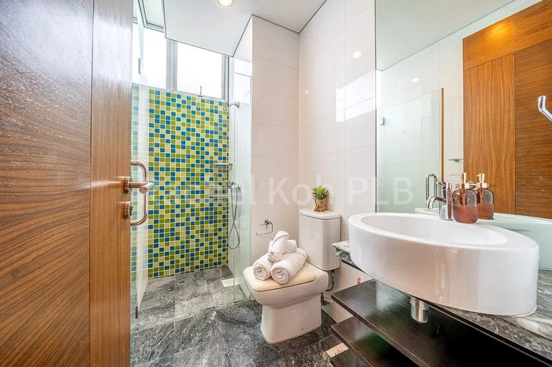 2 Bed Apartment (Condo) for Sale in  Mill Point - Image 17