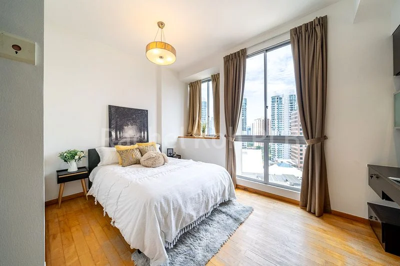 2 Bed Apartment (Condo) for Sale in  Mill Point - Image 10