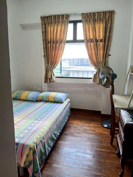 Common Room (Condo) for Rent in  Eastvale - Image 1