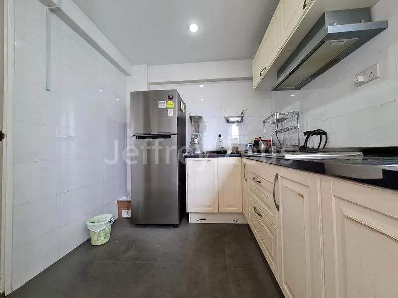 3 Bed Condo for Sale in  Aquarius By The Park - Image 1