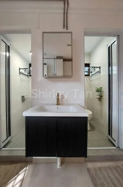 Common Room (HDB) for Rent in  1 Ghim Moh Road - Image 4