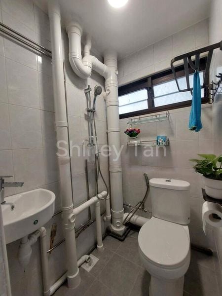 Common Room (HDB) for Rent in  1 Ghim Moh Road - Image 3