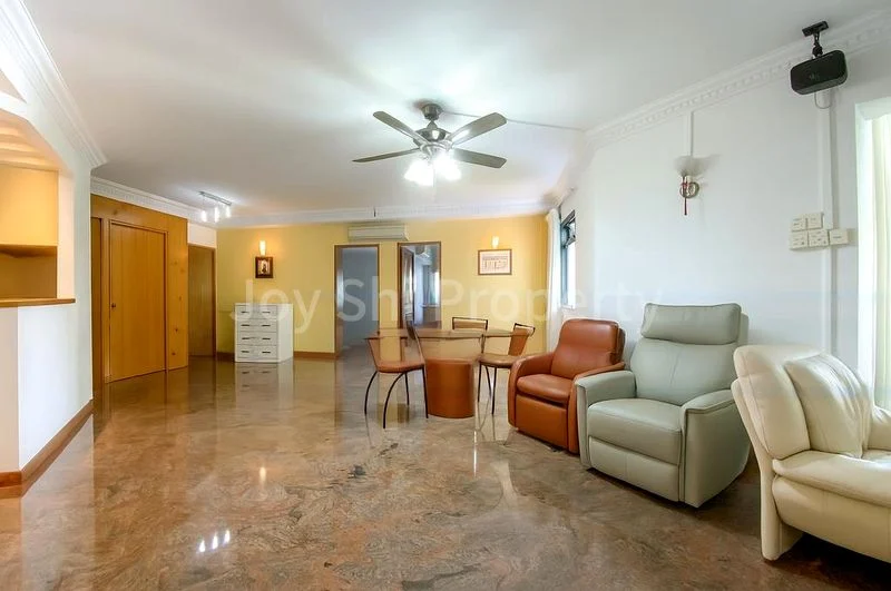 Executive HDB for Sale in  226C Compassvale Walk - Image 2