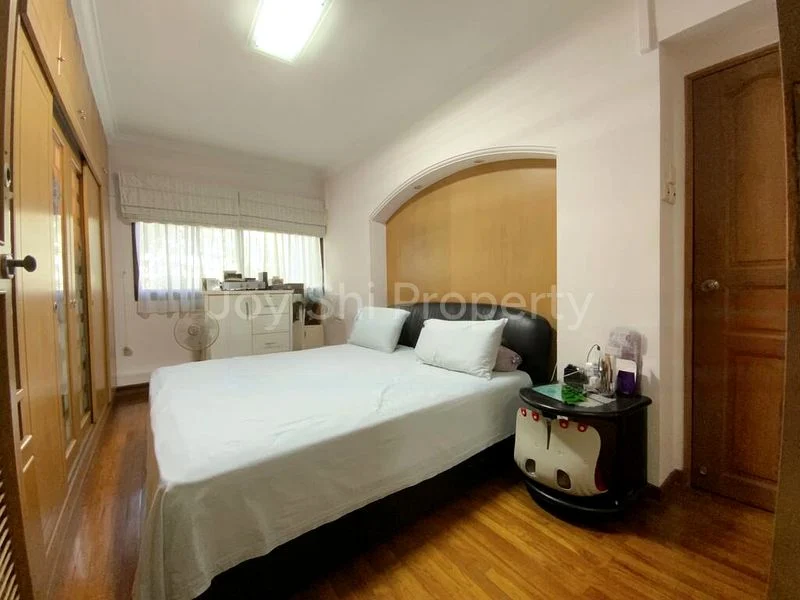 Executive HDB for Sale in  226C Compassvale Walk - Image 3