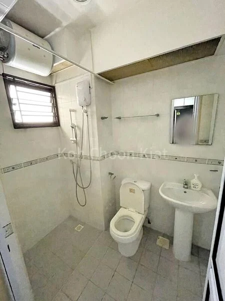 4 Room (4A) HDB for Rent in  89 Tanglin Halt Road - Image 6