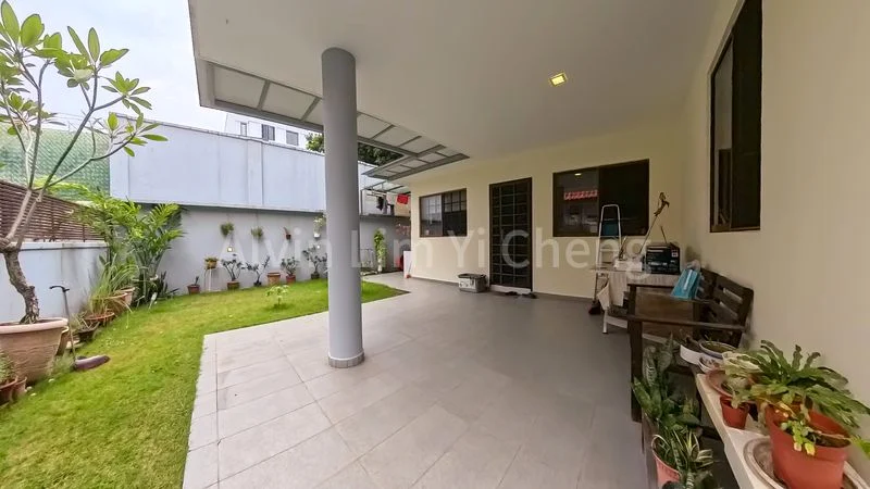 5 Bed Semi-Detached House (Landed) for Sale in  Sandilands Road - Image 3
