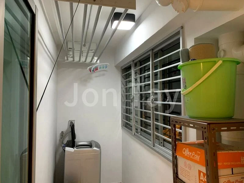 5 Room (5I) HDB for Rent in  440C Clementi Avenue 3 - Image 10