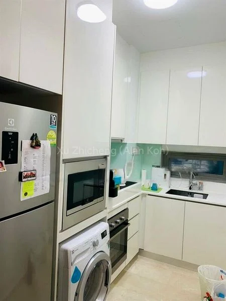 2 Bed Condo for Sale in Kingsford Hillview Peak - Image 1