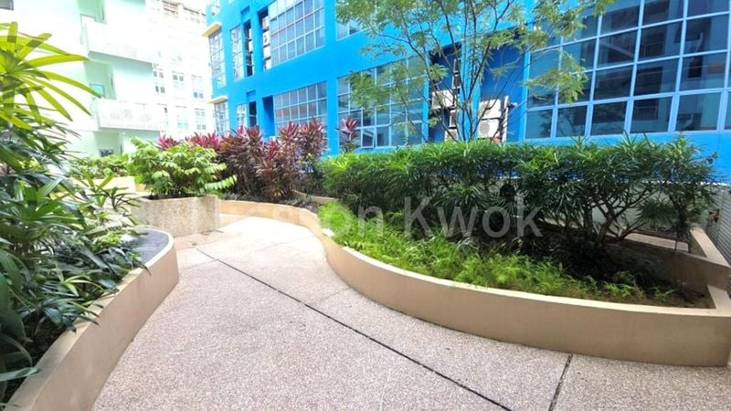 Office for Rent: Prestige Centre - Image 3