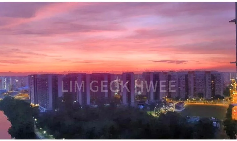 4 Bed Condo for Rent in  H2O Residences - Image 14