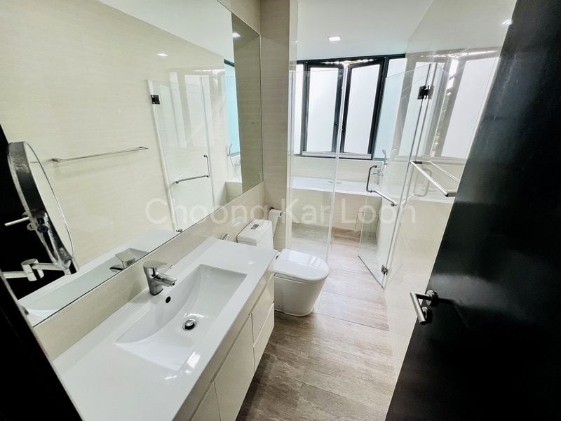 4 Bed Condo for Sale in  ESPA - Image 7