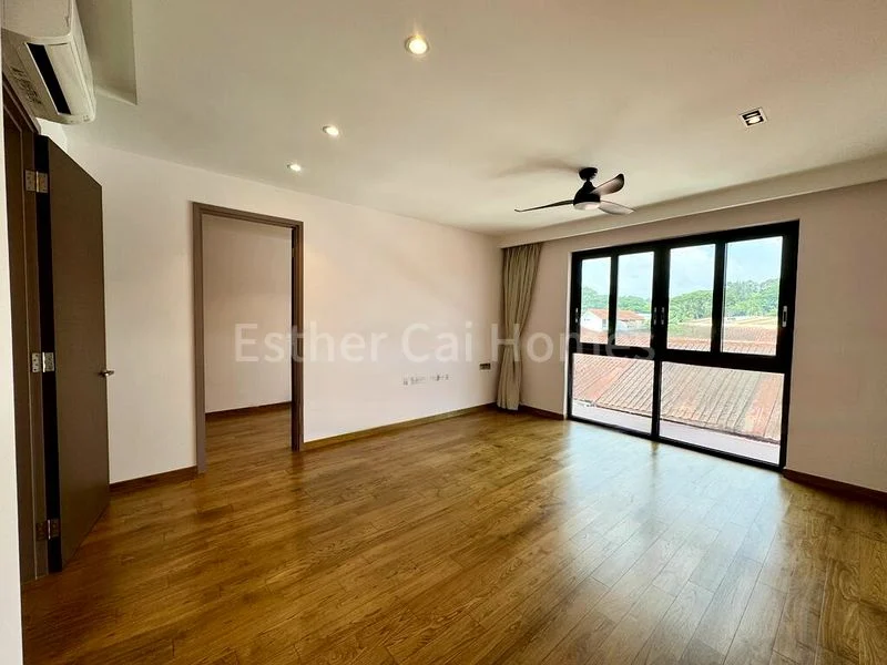 4 Bed Terraced House (Landed) for Rent in  Heeton Park - Image 3