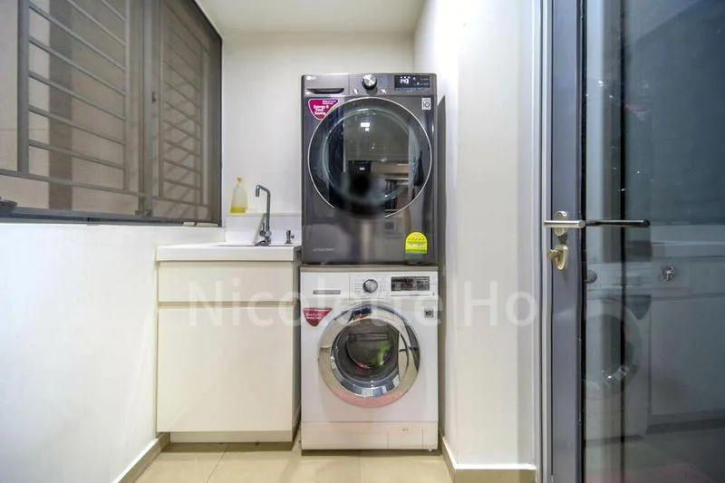 4 Bed Executive Condo for Sale in  Skypark Residences - Image 2