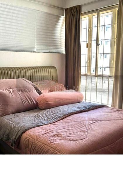 Common Room (Condo) for Rent in  Bullion Park - Image 1