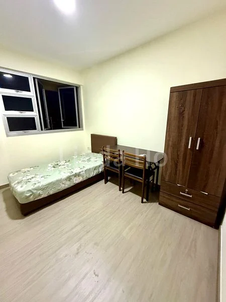 Common Room (HDB) for Rent in  225B Tengah Garden Avenue - Image 2