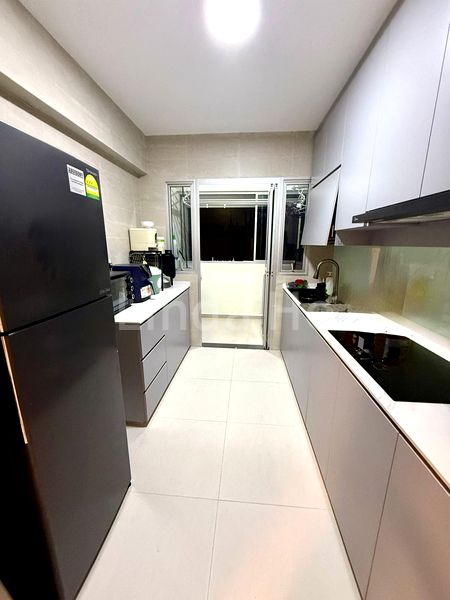 Common Room (HDB) for Rent in  225B Tengah Garden Avenue - Image 6