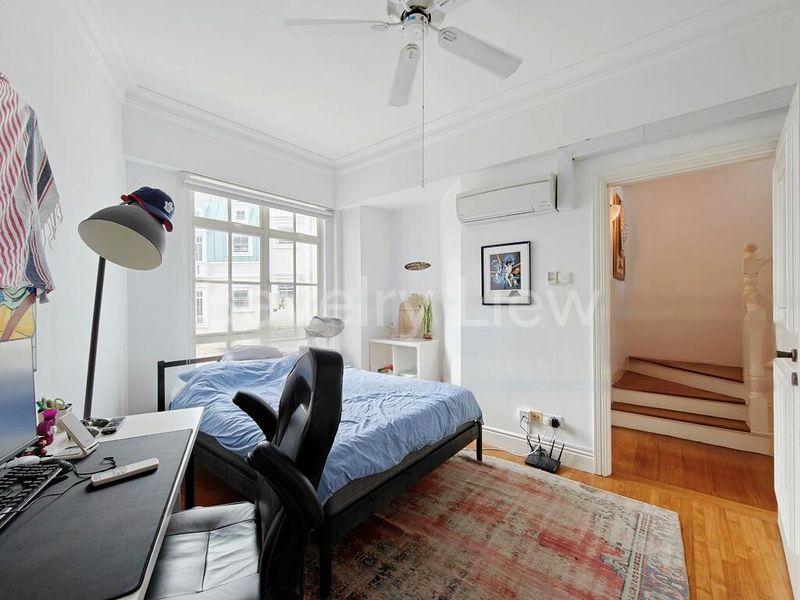 4 Bed Cluster House (Landed) for Sale in  Kew Green - Image 4
