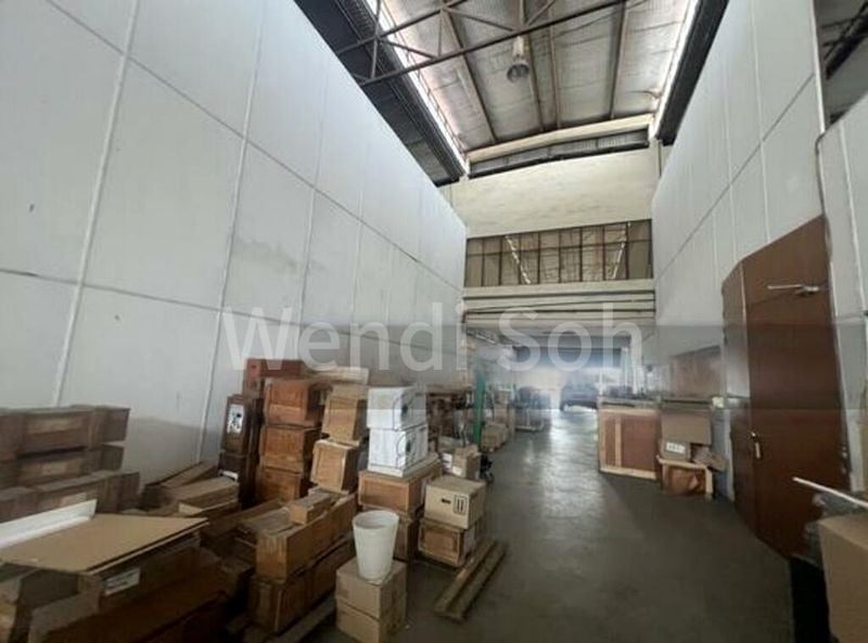 Factory / Workshop (B2) for Sale: Gul Street Factory B2 - Image 3