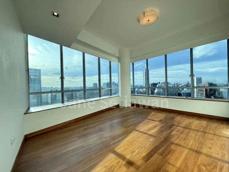 4 Bed Condo for Rent in  Grange Infinite - Image 4