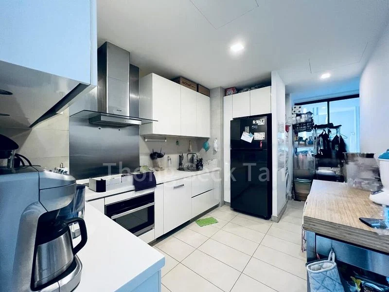 3 Bed Condo for Rent in  Parvis - Image 8