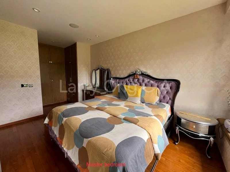 4 Bed Condo for Sale in  Flamingo Valley - Image 7