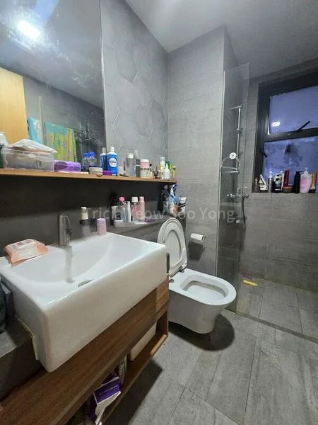3 Bed Condo for Sale in  The Navian - Image 8