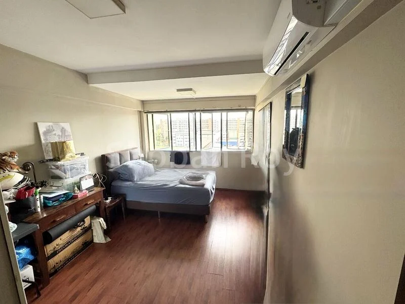 5 Room (5I) HDB for Sale in 212 Yishun Street 21 - Image 3