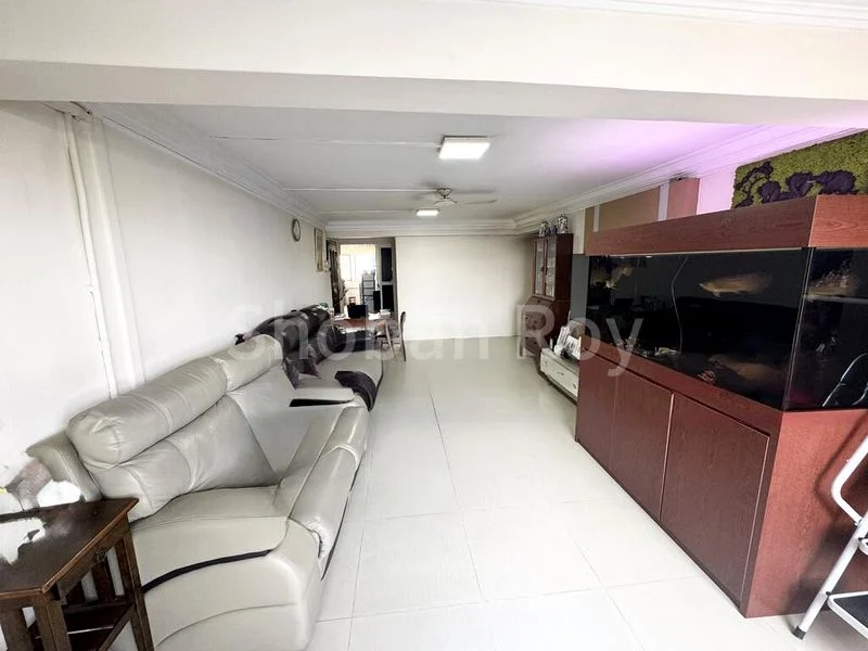 5 Room (5I) HDB for Sale in 212 Yishun Street 21 - Image 5