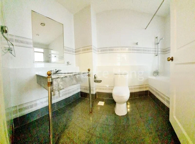 4 Bed Condo for Rent in  Leonie Condotel - Image 10