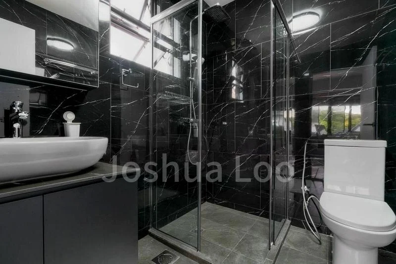 4 Bed Corner Terrace (Landed) for Sale around  Eng Kong Terrace - Image 2