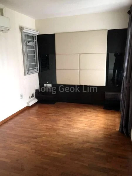 5 Room (5I) HDB for Rent in  408A Fernvale Road - Image 2