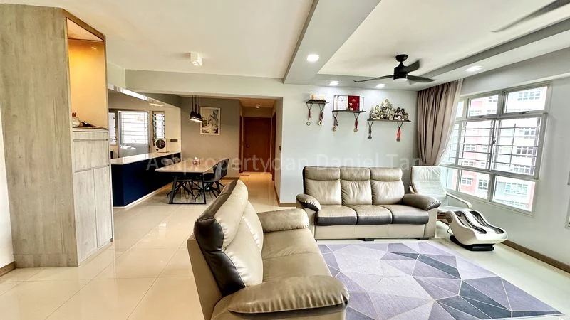 5 Room (5I) HDB for Sale in  439B Bukit Batok West Avenue 8 - Image 4