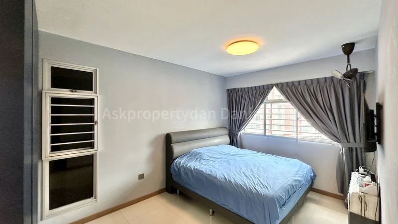 5 Room (5I) HDB for Sale in  439B Bukit Batok West Avenue 8 - Image 7