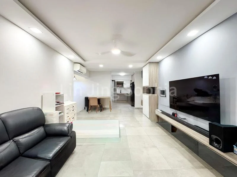 4 Room (4A) HDB for Sale in  220 Bishan Street 23 - Image 2