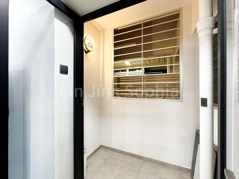 4 Room (4A) HDB for Sale in  220 Bishan Street 23 - Image 9