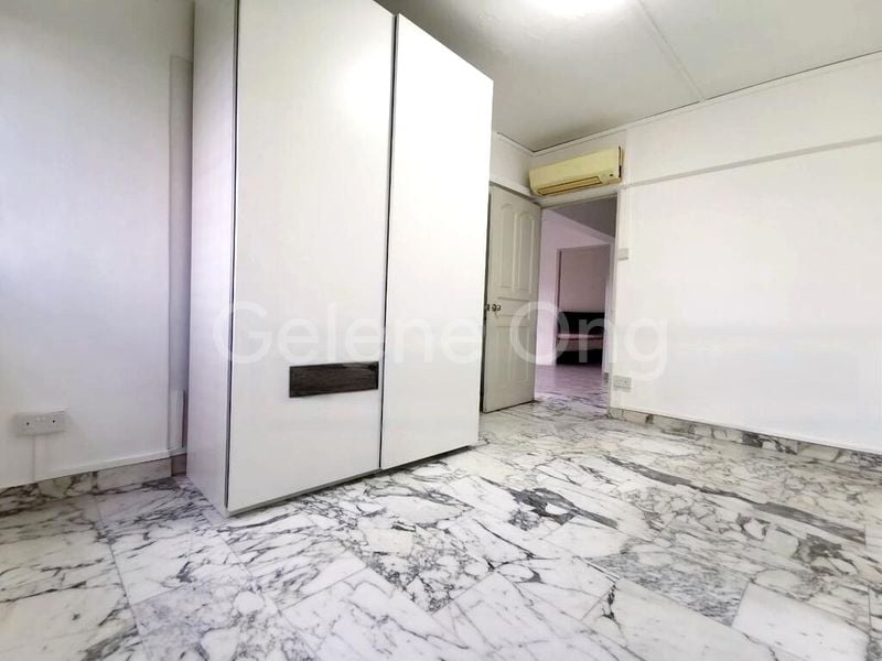 5 Room (5STD) HDB for Sale in  67 Telok Blangah Drive - Image 3