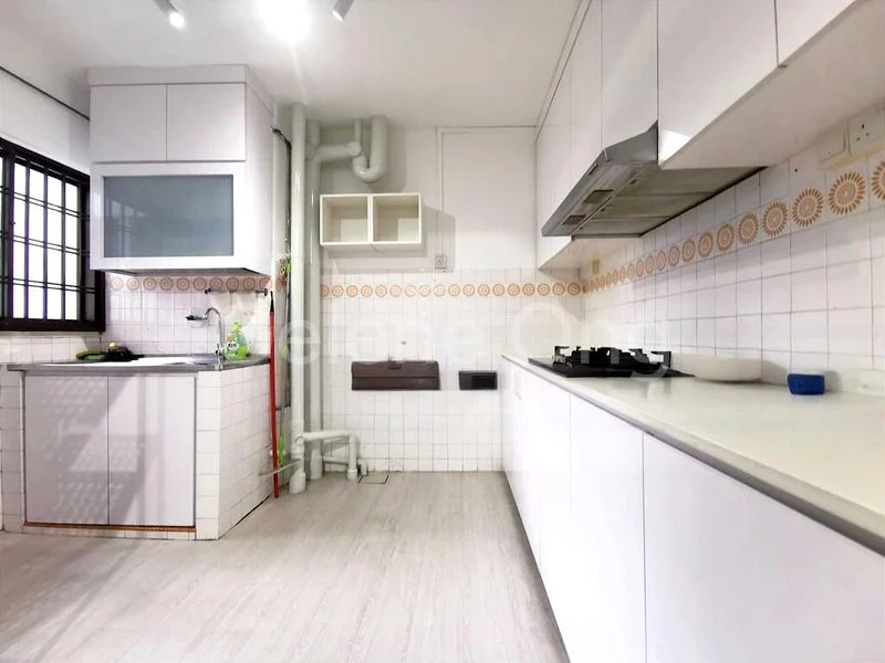 5 Room (5STD) HDB for Sale in  67 Telok Blangah Drive - Image 6