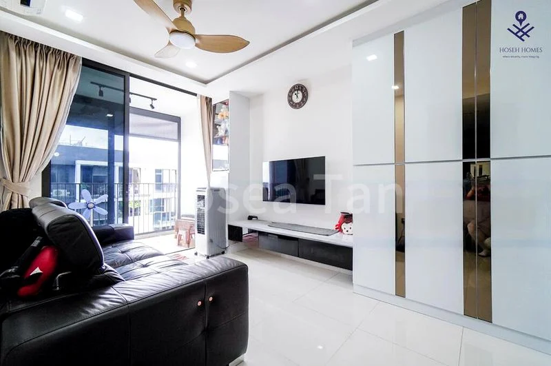 3 Bed Condo for Rent in  The Wisteria / Wisteria Mall - Image 1