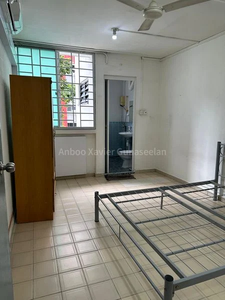4 Room (4STD) HDB for Rent in  602 Hougang Avenue 4 - Image 6