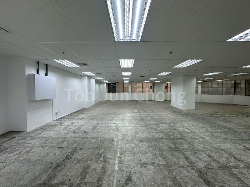 Office for Rent: International Plaza - Image 5