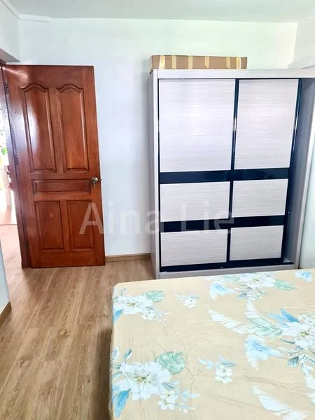 Common Room (HDB) for Rent in 247 Jurong East Street 24 - Image 2