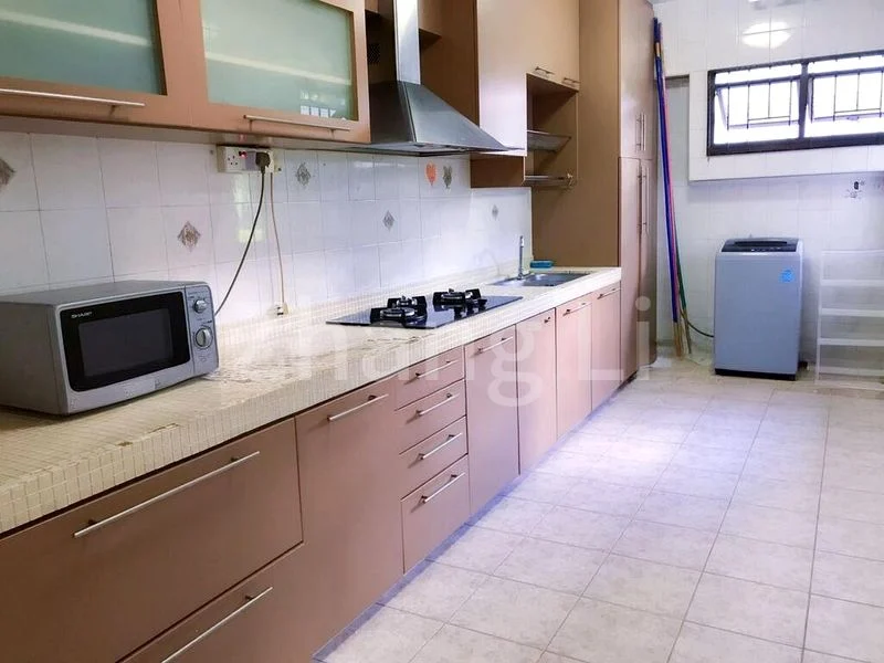 5 Room (5I) HDB for Rent in  259C Compassvale Road - Image 5