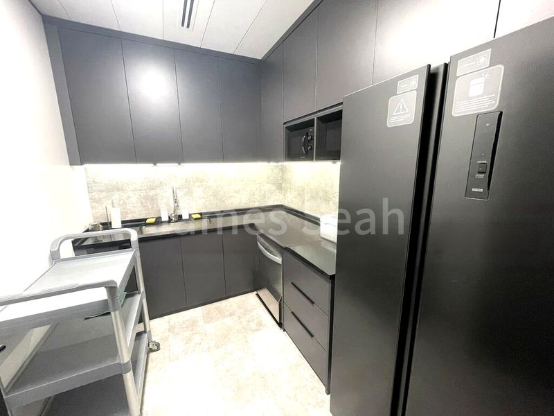 Office for Rent: Gateway East - Image 5