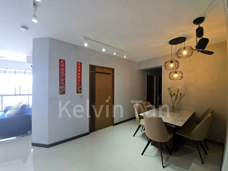 5 Room (5I) HDB for Sale in  445A Clementi Avenue 3 - Image 1