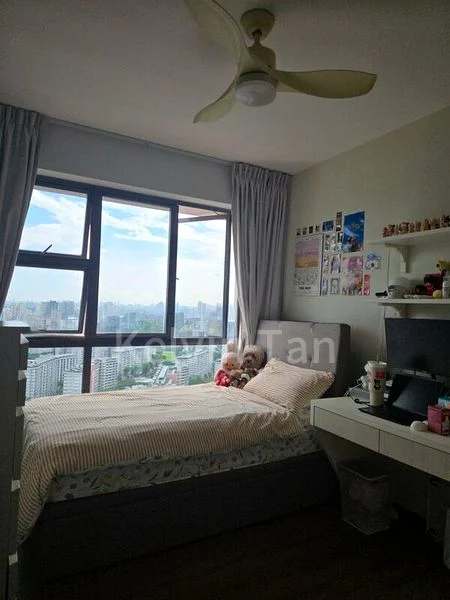 5 Room (5I) HDB for Sale in  445A Clementi Avenue 3 - Image 3