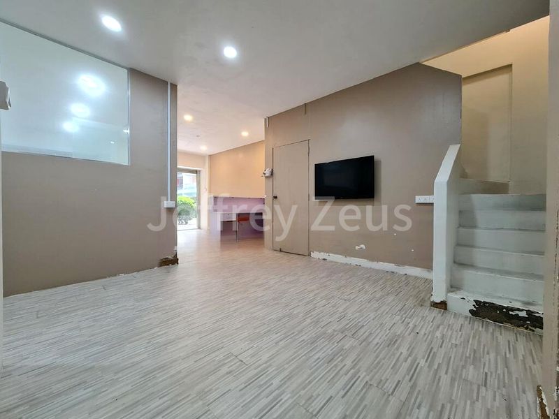 Shop / Shophouse for Sale: 107, Jalan Bukit Merah - Image 14