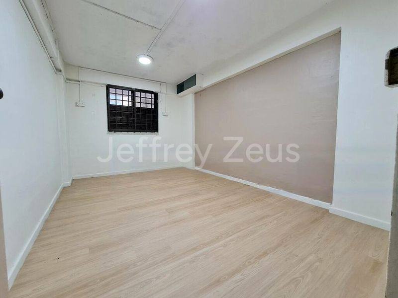 Shop / Shophouse for Sale: 107, Jalan Bukit Merah - Image 2