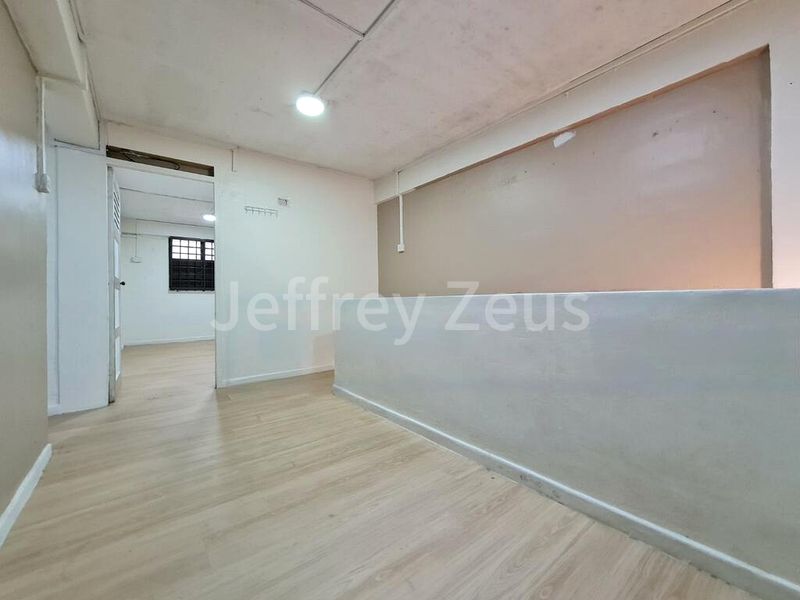 Shop / Shophouse for Sale: 107, Jalan Bukit Merah - Image 4